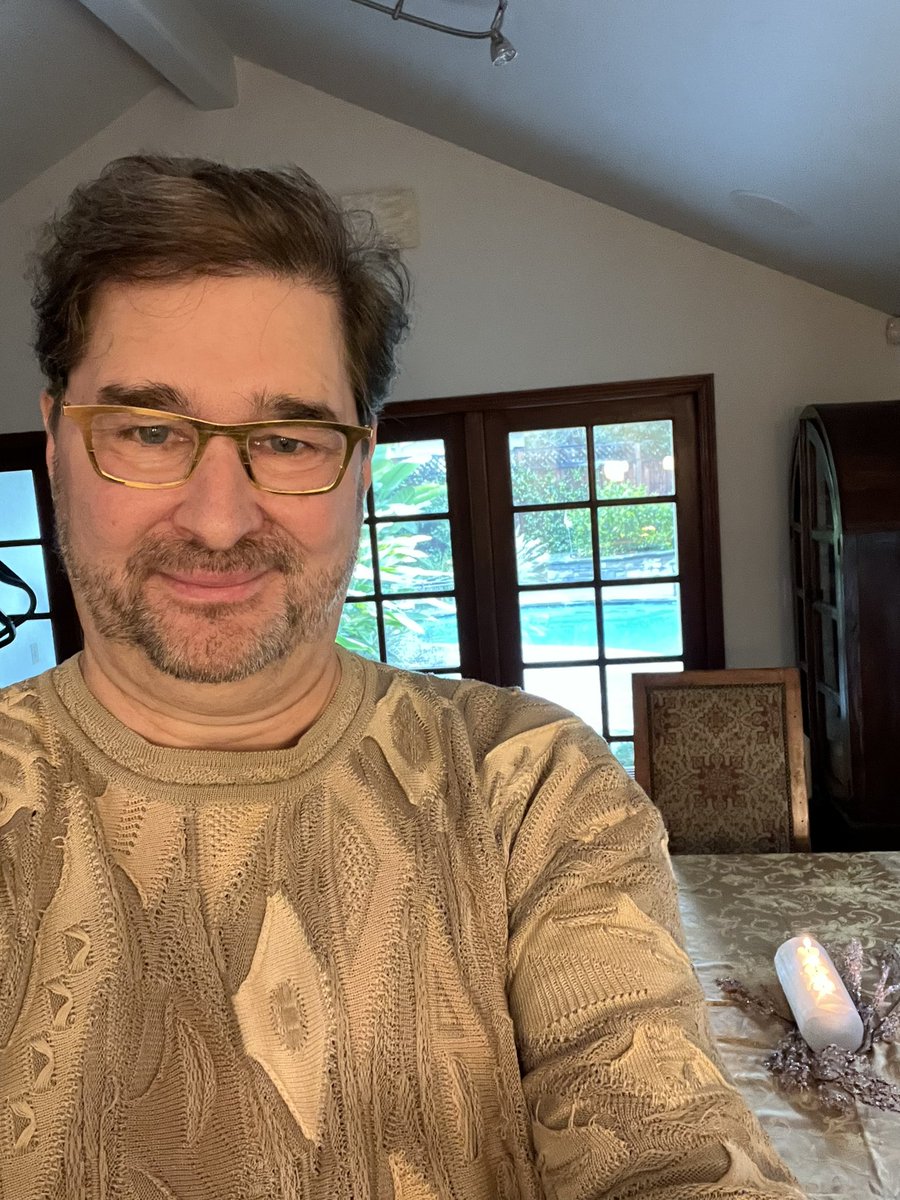 phil_hellmuth tweet media