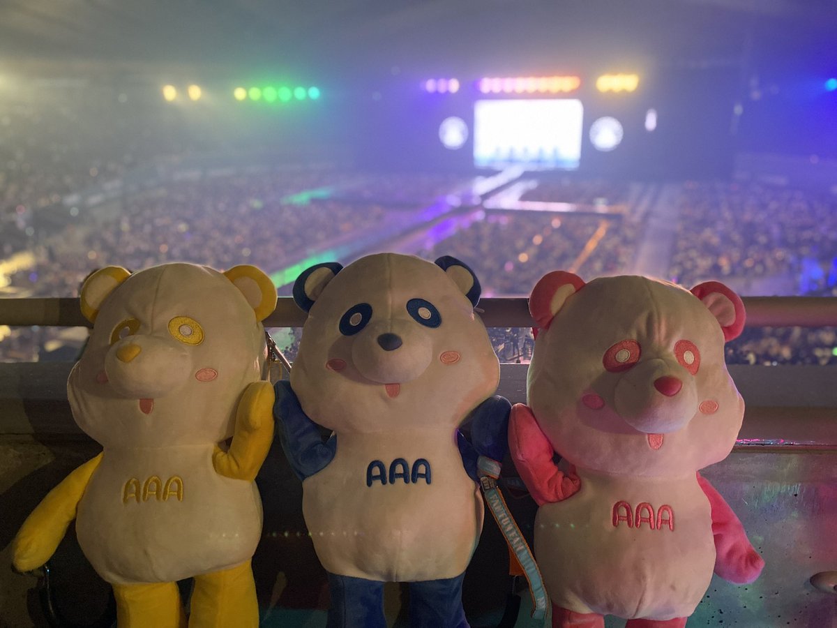__O1212ten's tweet photo. 参戦した8公演ありがとうございました。
ほんっとうに楽しかったし、今までの公演全部素敵な思い出で大好きな空間でした。また、素敵な出逢いをくれてこちらの方こそ感謝でしかない。必ずレベルアップして帰ってきてください。待ってます。そしてAAAが大好きです。 https://t.co/grBGRaedcE