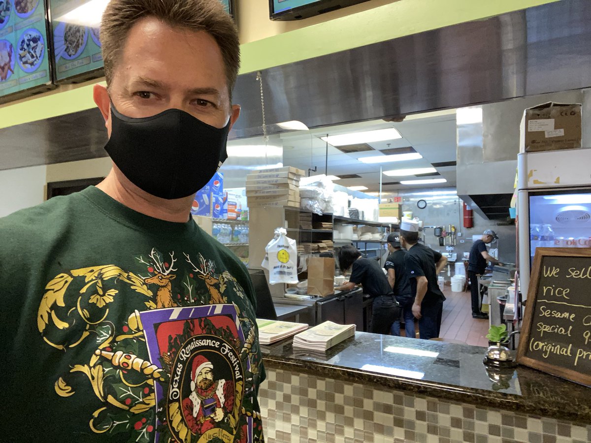 Michaelcx's tweet photo. Shout out to all the #ChineseFood restaurants open on #Christmas, working hard to feed our cravings.

#LeesKitchen 

#TheVillages
#TexRenFest t https://t.co/u8OerKeDb6