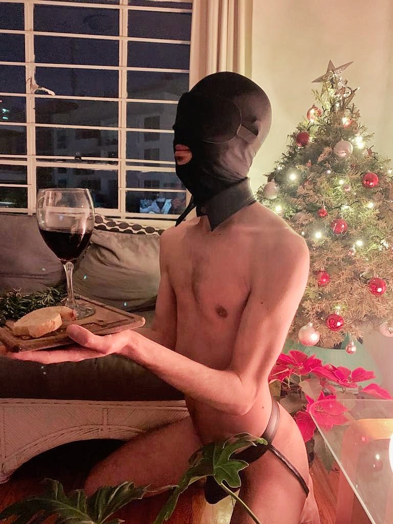 Thirsty switch (@intows1) on Twitter photo 