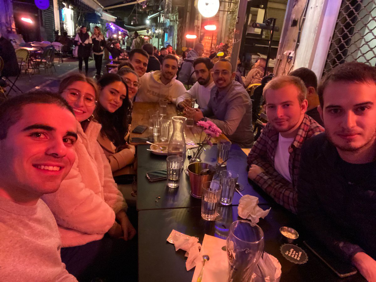 ben_kushnir's tweet photo. A good night out https://t.co/k9NGfve5Ha
