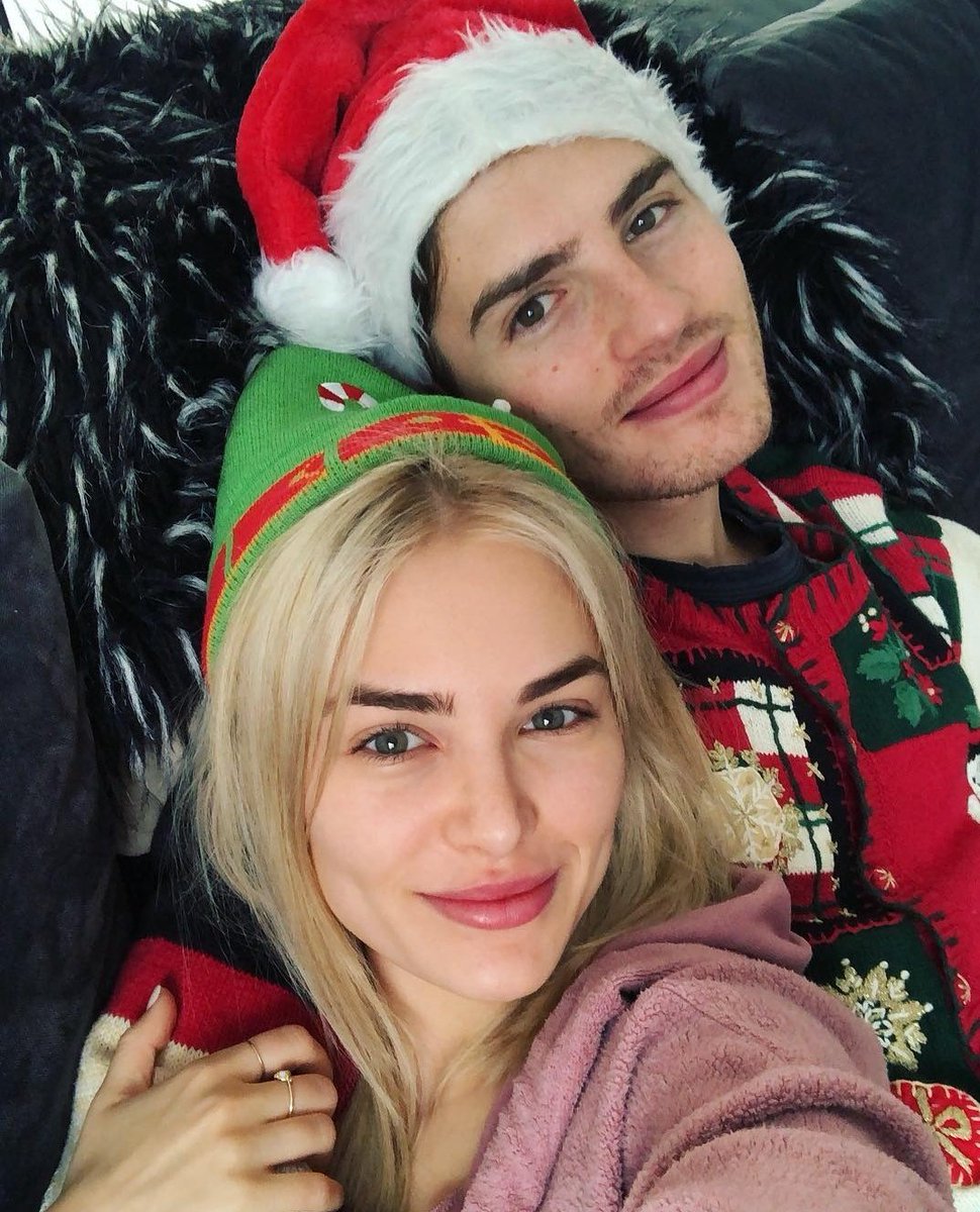 00001fk's tweet photo. 📸          Merry Xmas. https://t.co/YEOnh56rA0