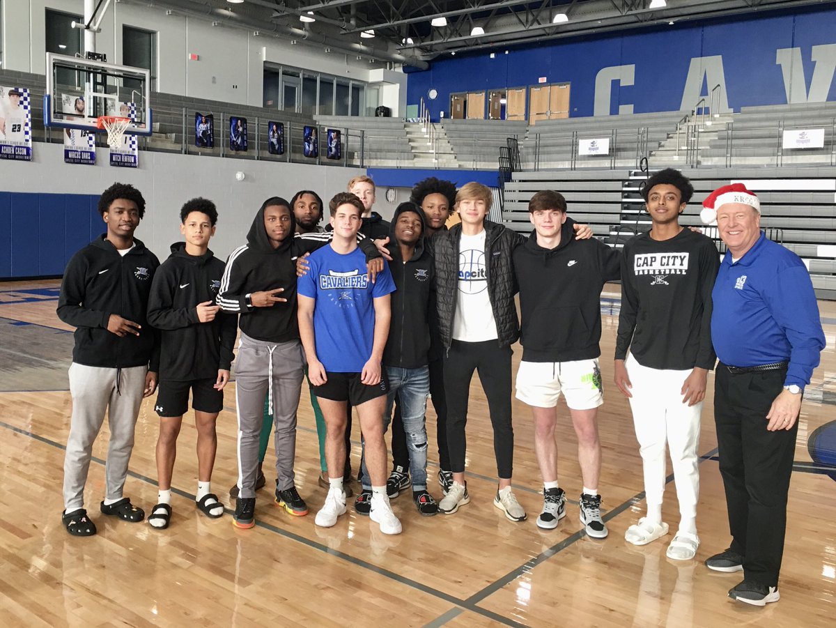 Join us tonight ⁦<a href="/KRCG13/">KRCG 13</a>⁩ Live at Ten for the “Singing Cavaliers!” Thanks to ⁦<a href="/capcityhsbball/">Capital City Boys Basketball</a>⁩ for helping us promote the Machens Great Eight! Looking forward to a great week of HS  hoops! ⁦<a href="/CCHSCavs/">Capital City High School</a>⁩
