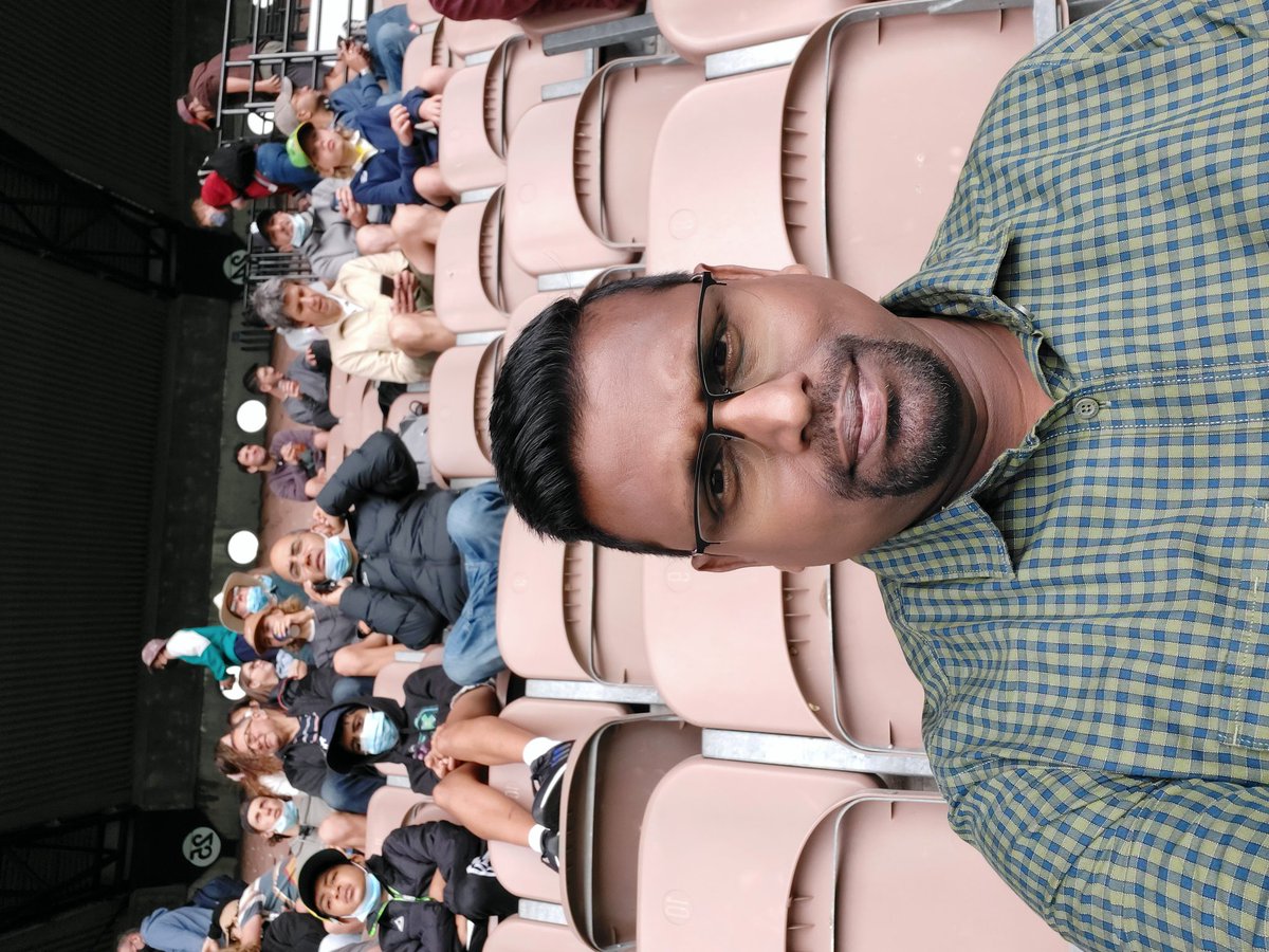 thiagu2001's tweet photo. The moment I have been waiting for 20 years .. No words can describe how thrilled I am,  to be present at the Iconic Melborune Cricket Ground to watch the Boxing Day Test 😍 https://t.co/u1cKq5dii4