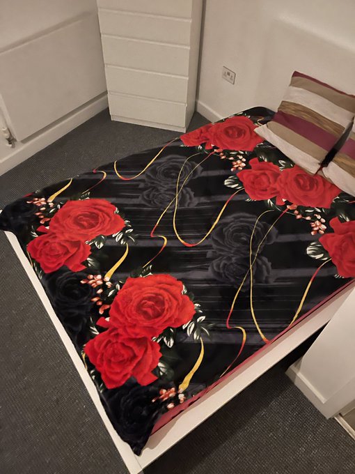 I have just got hold of a 3&ndash;bedroom, 2 bathroom, modern furnished apartment in London, minutes away from<a href="/tag/room"class="tags"><span>#room</span></a><a href="/tag/escortfriendly"class="tags"><span>#escortfriendly</span></a><a href="/tag/swfriendly"class="tags"><span>#swfriendly</span></a><a href="/tag/roomforren"class="tags"><span>#roomforren</span></a>