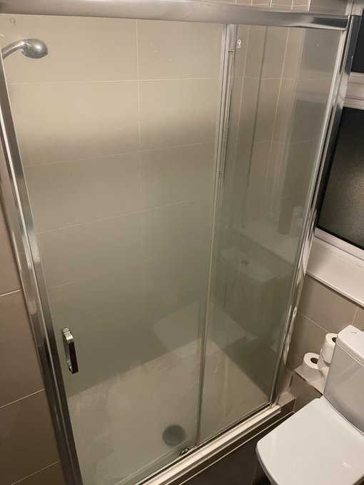 I have just got hold of a 3&ndash;bedroom, 2 bathroom, modern furnished apartment in London, minutes away from<a href="/tag/room"class="tags"><span>#room</span></a><a href="/tag/escortfriendly"class="tags"><span>#escortfriendly</span></a><a href="/tag/swfriendly"class="tags"><span>#swfriendly</span></a><a href="/tag/roomforren"class="tags"><span>#roomforren</span></a>