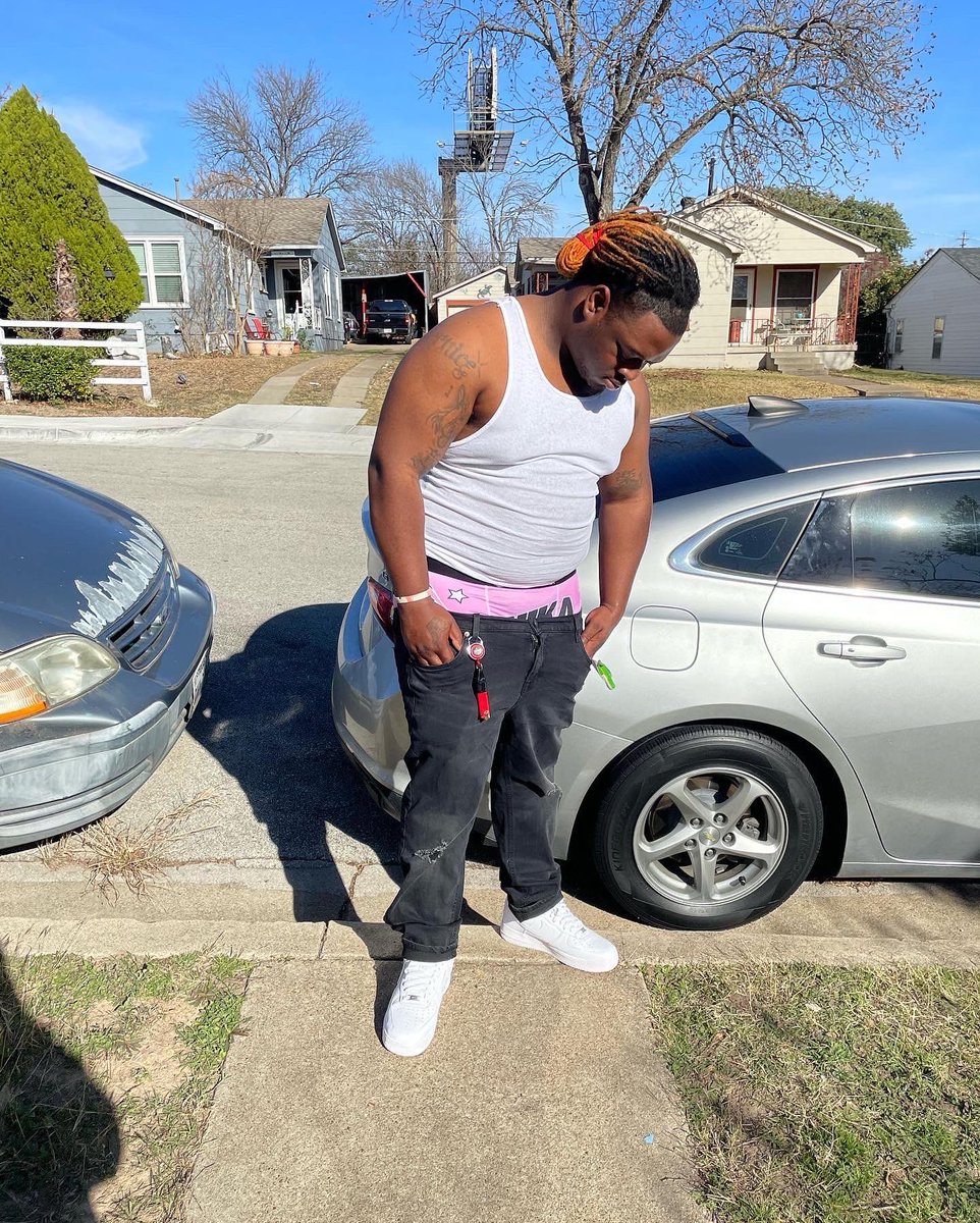 OfficialOgBlock's tweet photo. “Never underestimate the power you have to take your life in a new direction.” Merry Christmas &amp; I Hope Everyone Have A Bless Day. 🎄🎁

#HappyChristmas2021 #OgBlock https://t.co/IFn63i0Inn