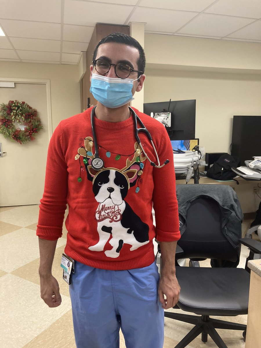 This is @vumccardsfit chief fellow @MajdElHarasis who voluntarily scheduled himself an extra 24 hour CCU shift so that his co-fellows had Christmas with family. So lucky to have amazing chiefs and co-fellows @VUMC_heart @BoydDamp @qswells @HollyGHeartMed