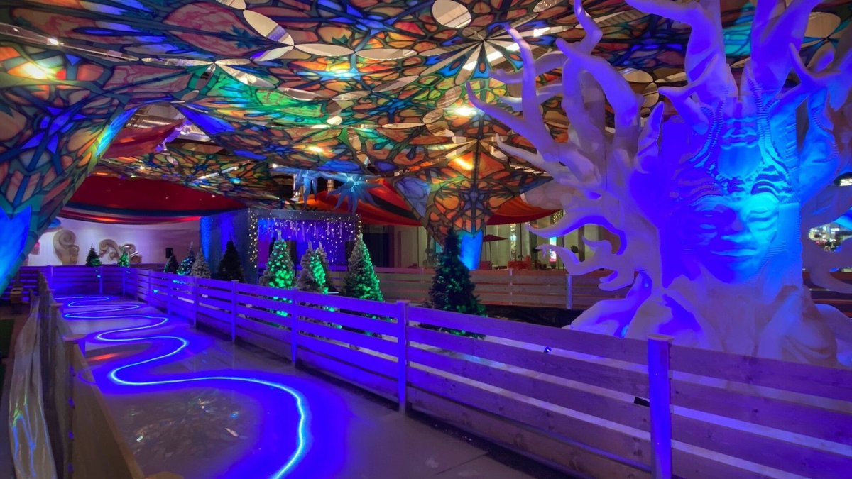 UnrealXmas's tweet photo. Who wants to skate off the Christmas dinner from last night? 🎄⛸️

Join us for some Boxing Day festivities today! Pre-book your tickets or just show up and jump onto our ice rink for a fun day out! 

#UnrealXmas #Manchester https://t.co/eZmB7HROSw