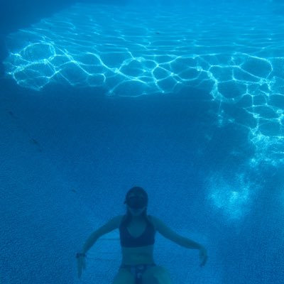 ariweingart's tweet photo. #NewProfilePic https://t.co/tn82nwwMbs