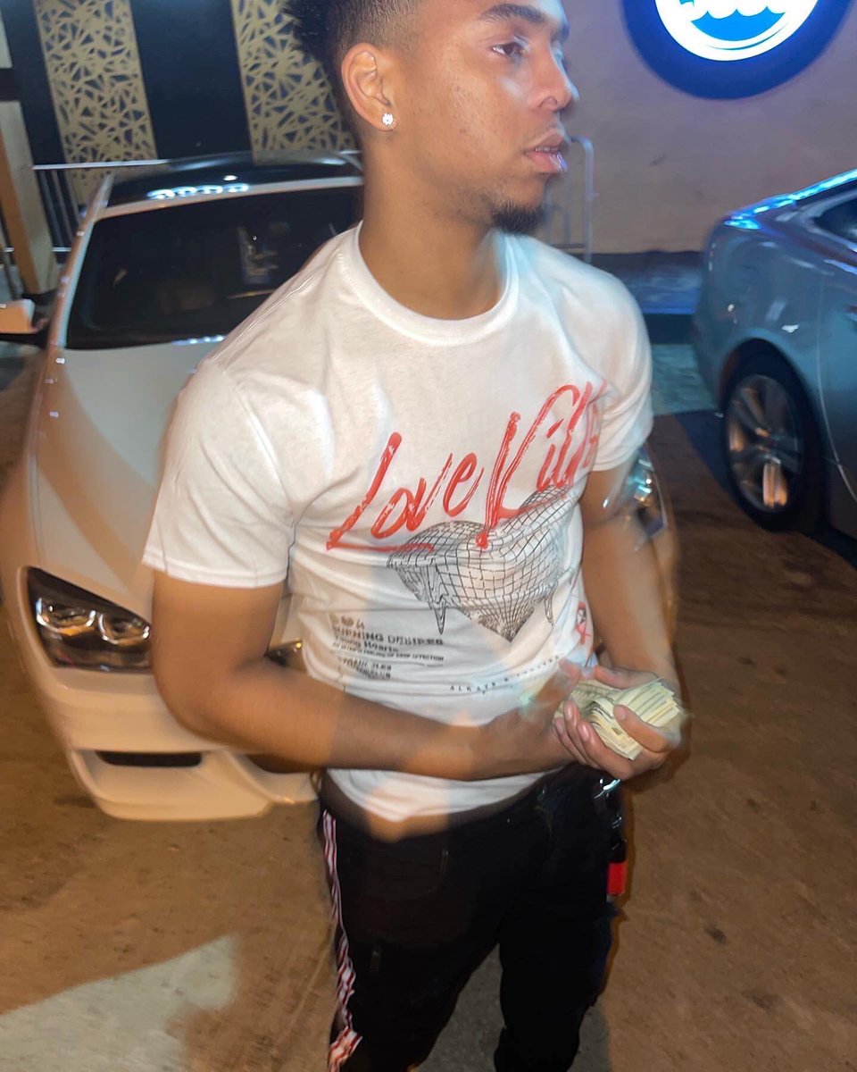 official_quezgg's tweet photo. Money Power Respect ✍🏽❗️ https://t.co/A8tuBvsPIT