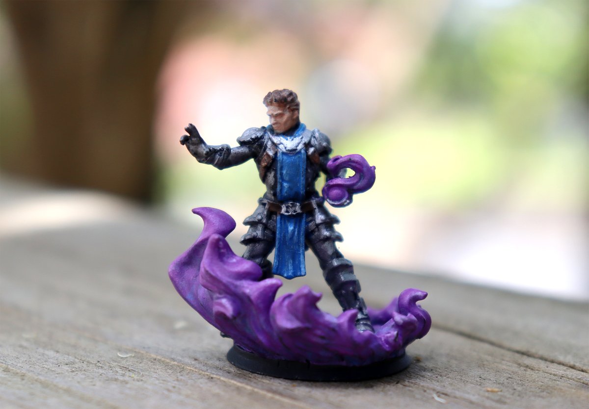Playing in first in person #DnD game in months! The game started over lockdown so figured I should paint up this mini from <a href="/EldritchFoundry/">Eldritch Foundry</a> for it now. Experimented with advice from <a href="/ageofsquidmar/">AgeOfSquidmar</a> of not using washes which I normally lean on in my painting pretty heavily.