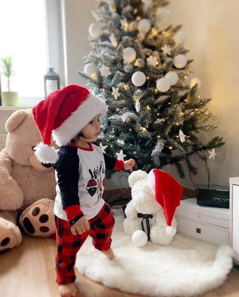littldwisy's tweet photo. ᅟᅟ ᅟᅟ
               🎄 ، 𝐁om 𝐍ɑtɑl, um 
⠀⠀⠀ ⠀⠀ ⠀⠀ ⠀𝐟𝐞𝐥𝐢𝐳 𝐧𝐚𝐭𝐚𝐥,
⠀⠀ ⠀muito 𝐚𝐦𝐨𝐫 e 𝐩𝐚𝐳 prɑ você!
ᅟᅟ ᅟᅟ https://t.co/3AFbOefDwX