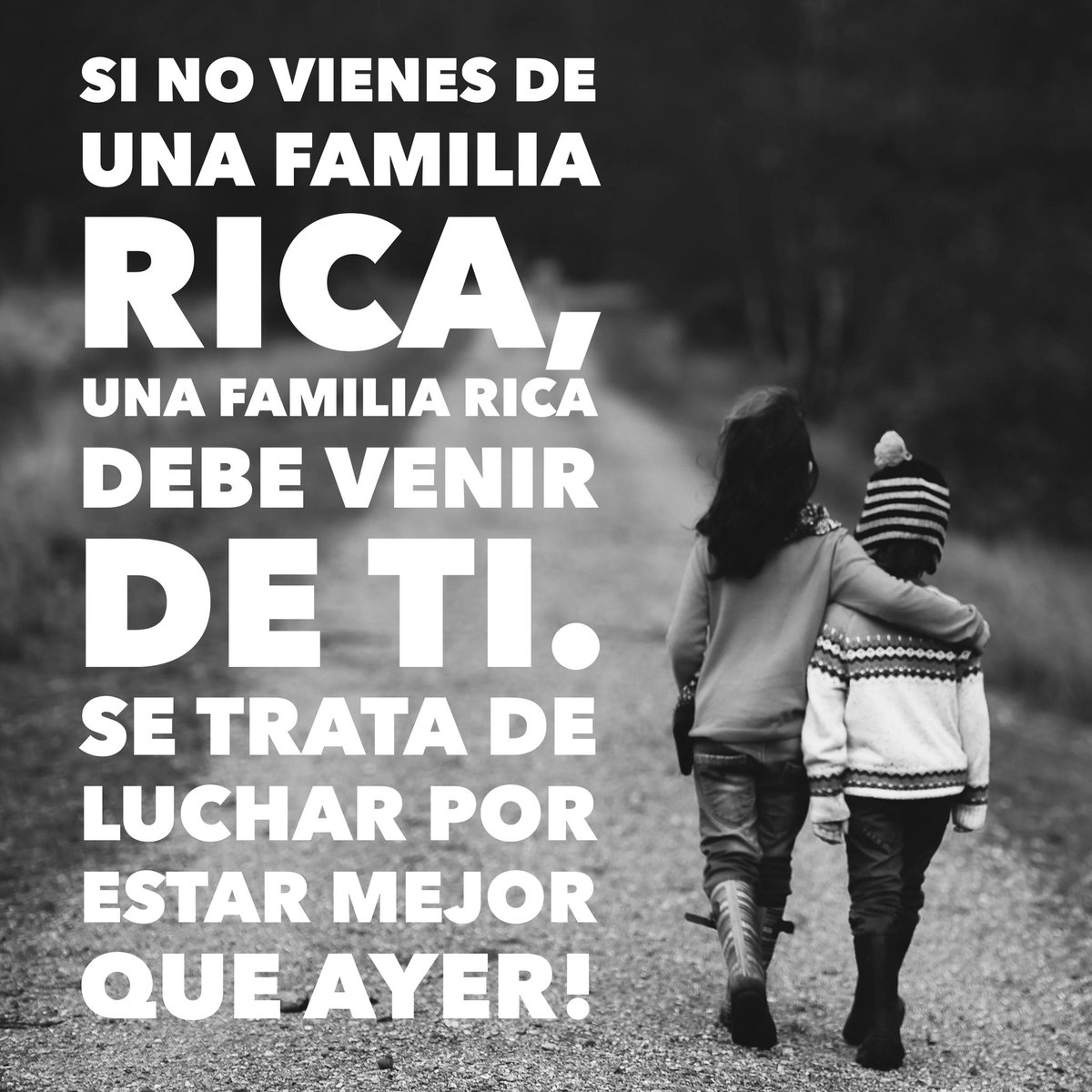 Para los que se quejan de su “suerte”, quiero decirles que para nacer en una familia rica; tu bisabuelo, abuelo y tu papá tuvieron que haber sido trabajadores, inteligentes, crear, conservar y aumentar su riqueza, si no les tocó… trabajen para que les toque a sus nietos 😌.