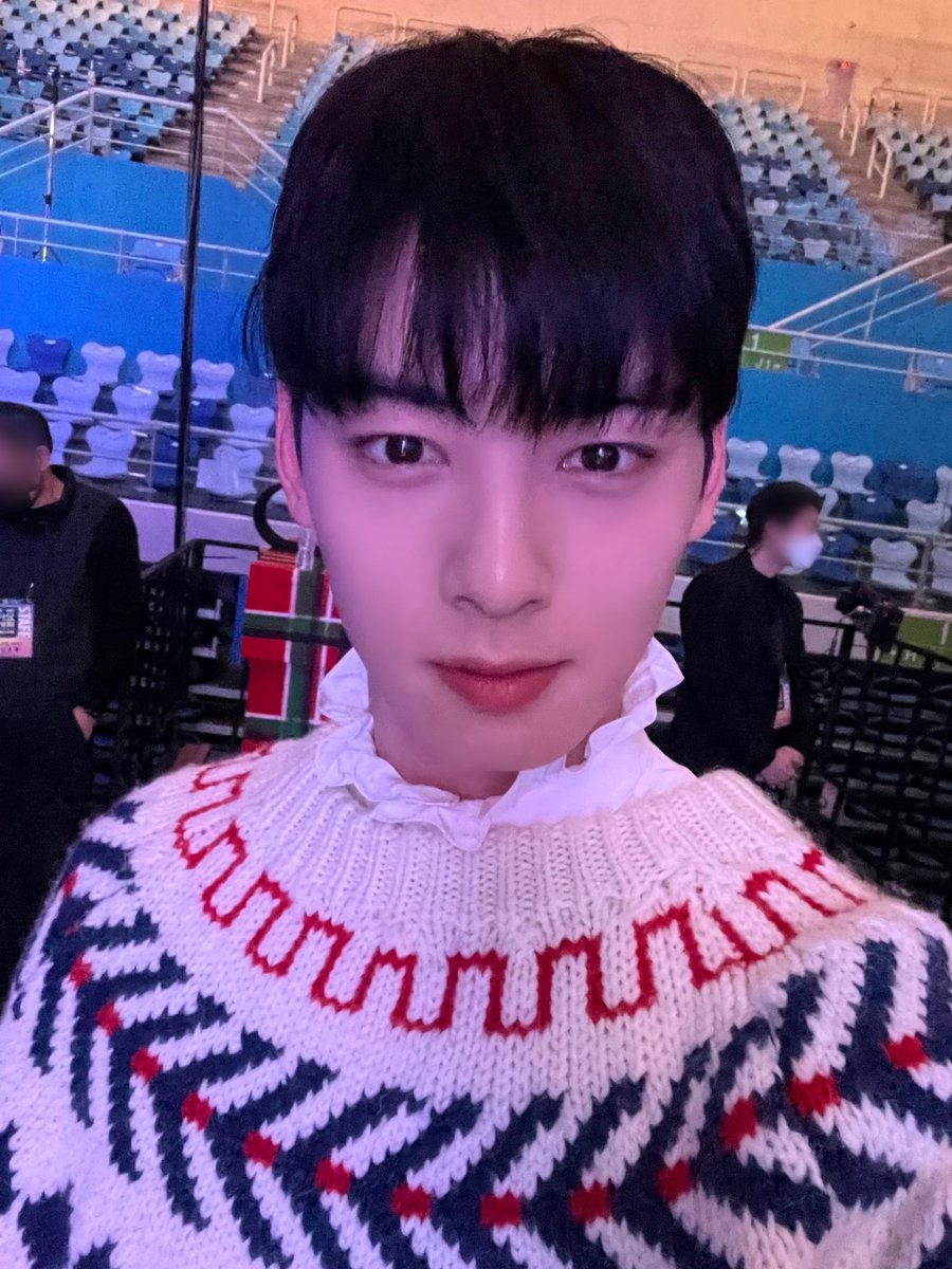 eunfolder's tweet image. merry christmas to all who celebrate!