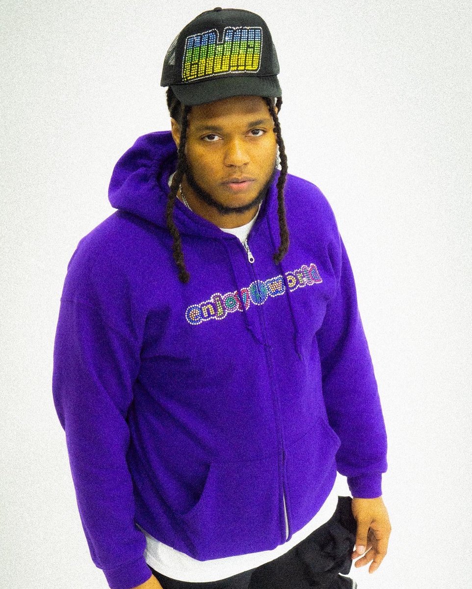 enjoyincolor's tweet photo. Merry Christmas Enjoy Team 🎄 
Rhinestone hoodies drop 1/7 @ 3PM EST 
Drop a 🔥 if you rocking with it! https://t.co/93pfJechGG