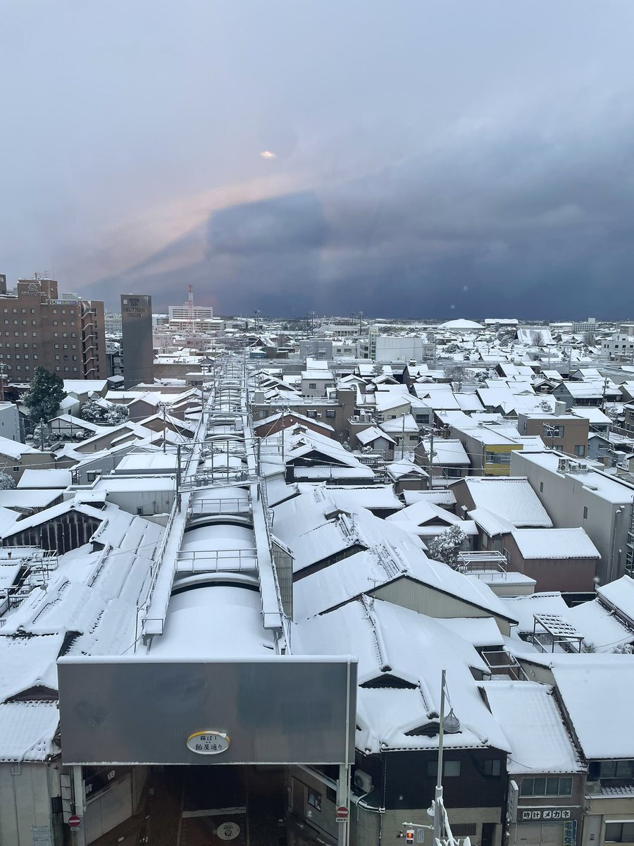 ted_yuki's tweet photo. ガチ〜雪〜ねぇ https://t.co/sn58czd2P0