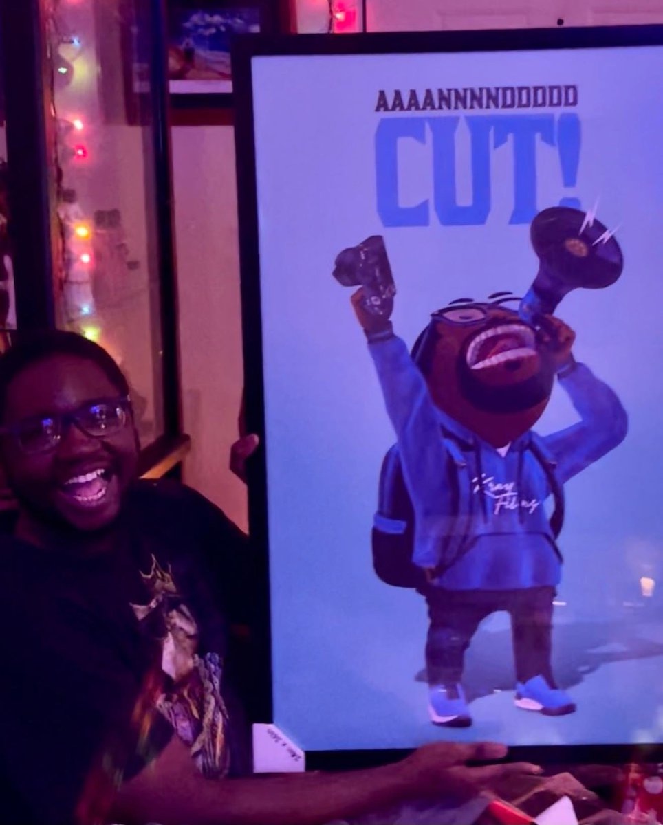 KDdesignz1's tweet photo. Made a Custom Cartoon for my Brother @AyoKray and gave him a Poster for Christmas! π₯ Merry Christmas Mane!πkeep killin the camera work Bro! ππΈπ₯π
π½π#KrayFilms #KDdesignz https://t.co/CmLUIMCfuh