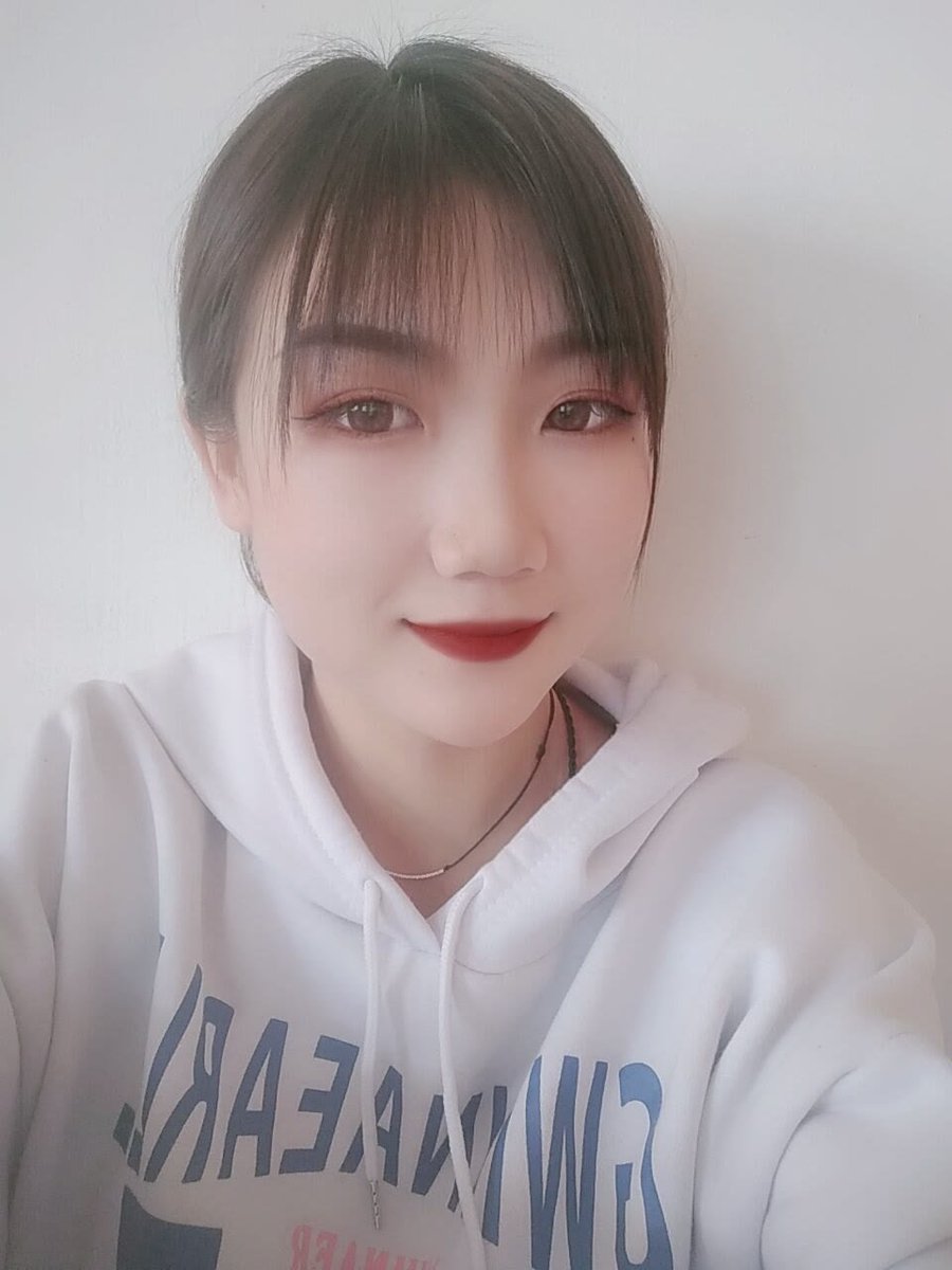 caohaidi521's tweet photo. 今日份，哥哥们来啊。＃颜射 ＃骚脸 ＃贱逼 ＃反差婊 https://t.co/nF13BkV6rG