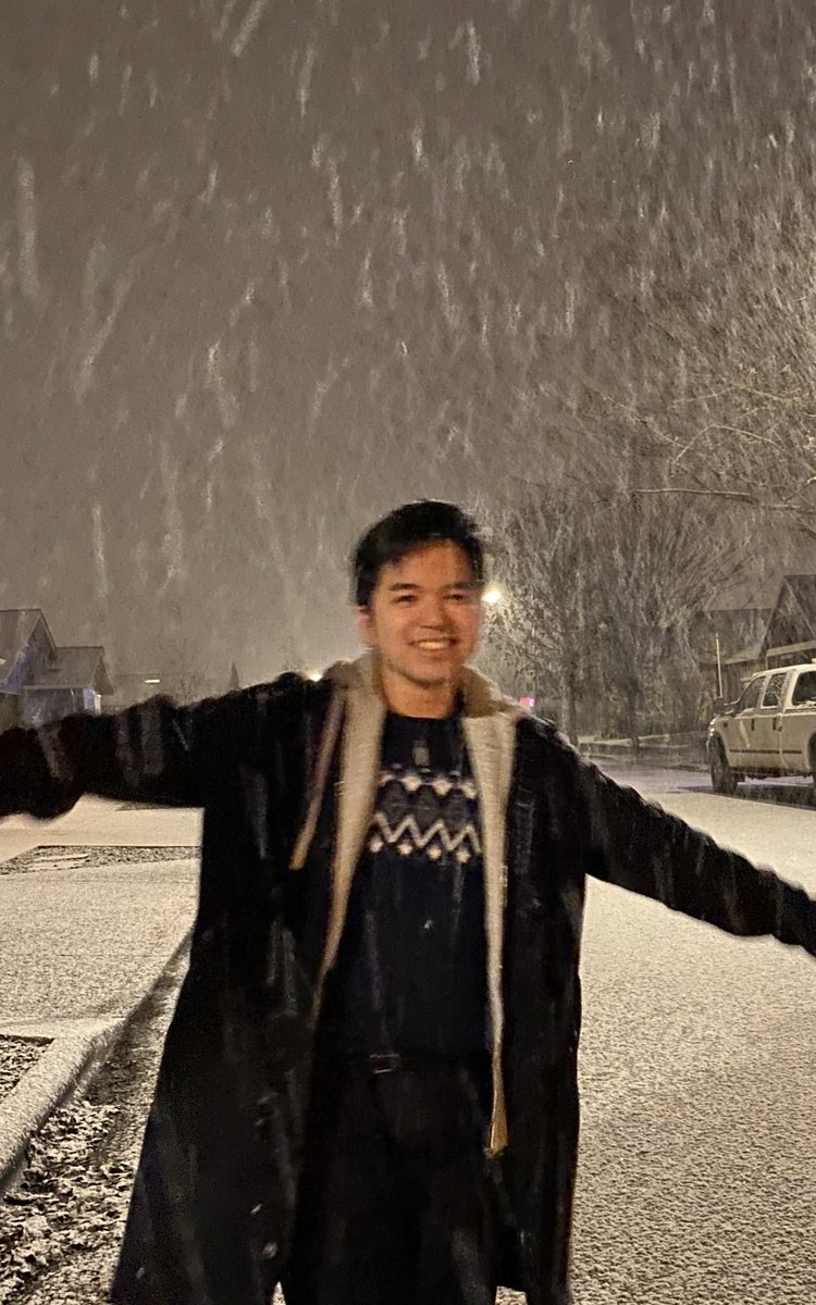 r444ph's tweet image. gusto mo ba gumawa ng taong niyebe!