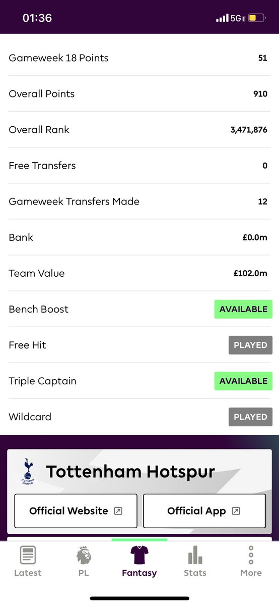 ErnieFIFA's tweet photo. @OfficialFPL why doesn’t it give me an option to play my second free hit 🧐🧐🧐 I made 12 transfers I’m so screwed if I can’t play the chip https://t.co/tuFZ550TKr