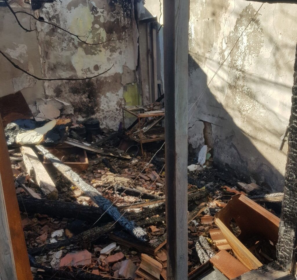 mem_047's tweet photo. #İzmir de üç #suriyeli genç yakılarak öldürüldü. Bu vahşettir, zulümdür. https://t.co/lsiBtyIsGh