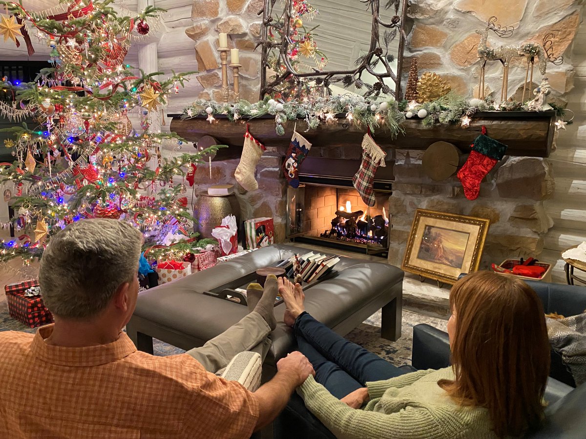 Wishing each of you a beautiful Christmas season, Hannukah, or however you celebrate this time of year, and may Peace abide with you throughout the New Year.  Be Blessed.  Bruce and Debra Hough