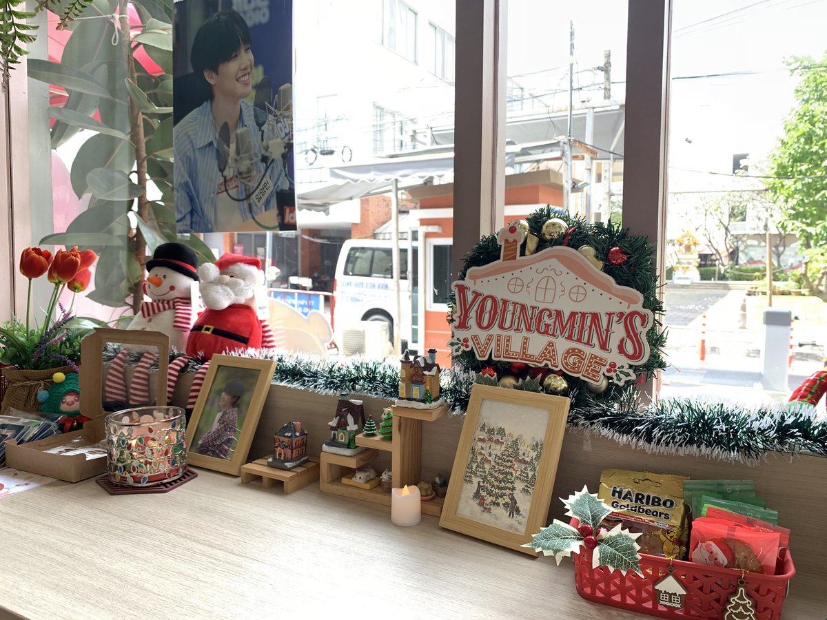 Love Youngmin from my head 🍅🍅🍅 ♡ tweet media