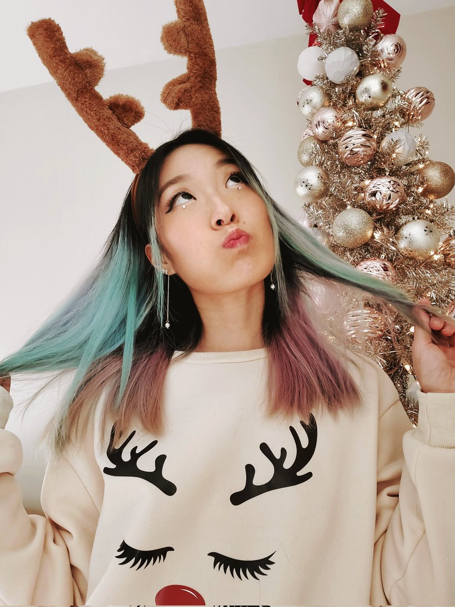 sillypak's tweet photo. Have yourself a very Minty Christmas!
🎄🎅🦌🦌🦌🦌

💗 From the Pak Family 💗

Love, Mama Pilbug 🦊🌟 https://t.co/IMTocHFUpy
