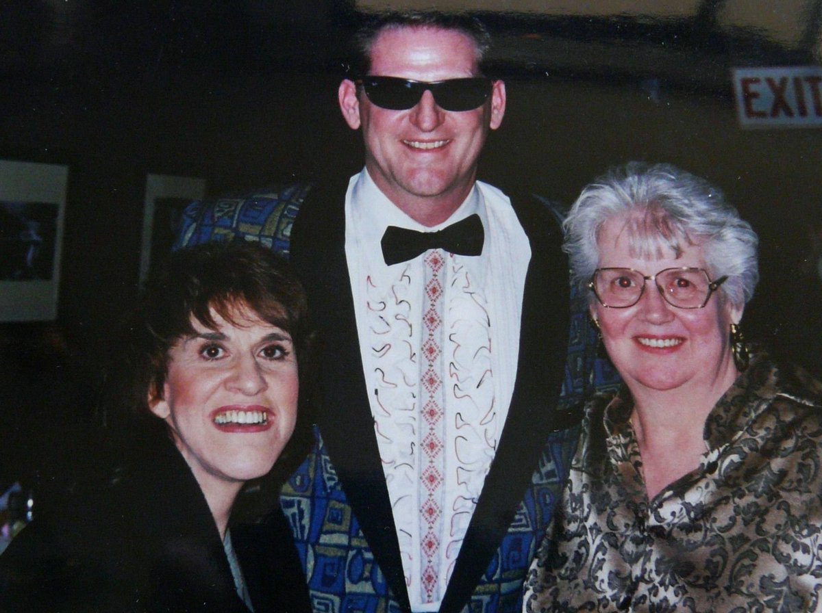 TedHardwick's tweet photo. @Ruth_A_Buzzi You, me, my mom at Largo on Fairfax for April Winchell as Sheila Sands https://t.co/qr1kcUbRxg