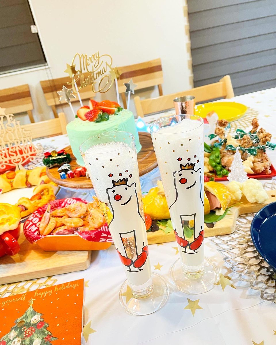 nanamon0317's tweet photo. Merry Christmasでした🎅🎄🎂🥂

#クリスマスパーティー
#クリスマス
#Christmas 
#Xmas https://t.co/BhqZoyk9sF