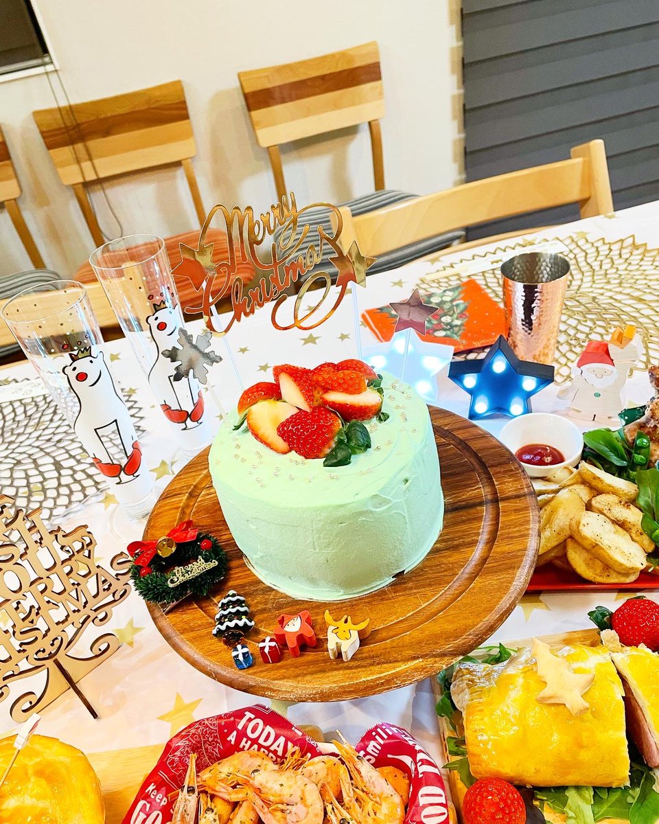 nanamon0317's tweet photo. かくれんぼケーキ🎅🎄🎂

#クリスマスパーティー
#手作りケーキ
#かくれんぼケーキ
#クリスマス
#Christmas 
#Xmas https://t.co/izrhkJaVwY