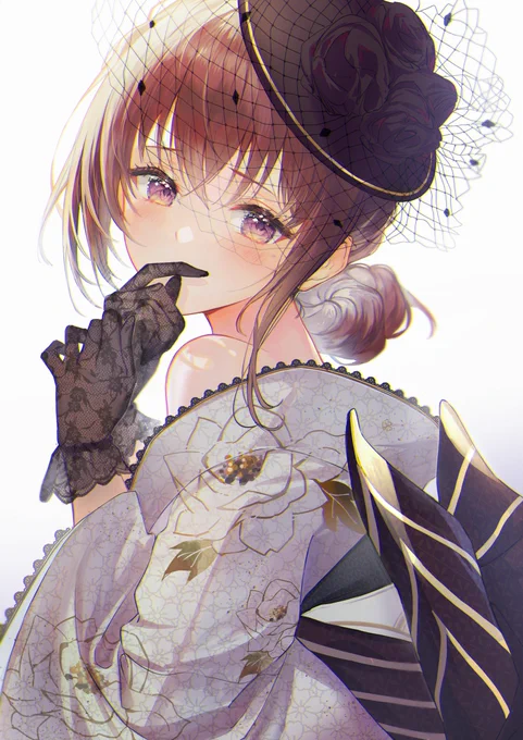「 あんまりみないで… 」 