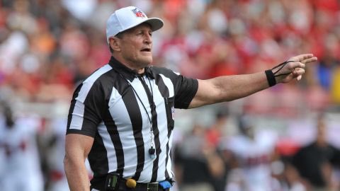 Yo happy birthday to our og ref Ed Hochuli!!! Madden hasn t been the same since you left 