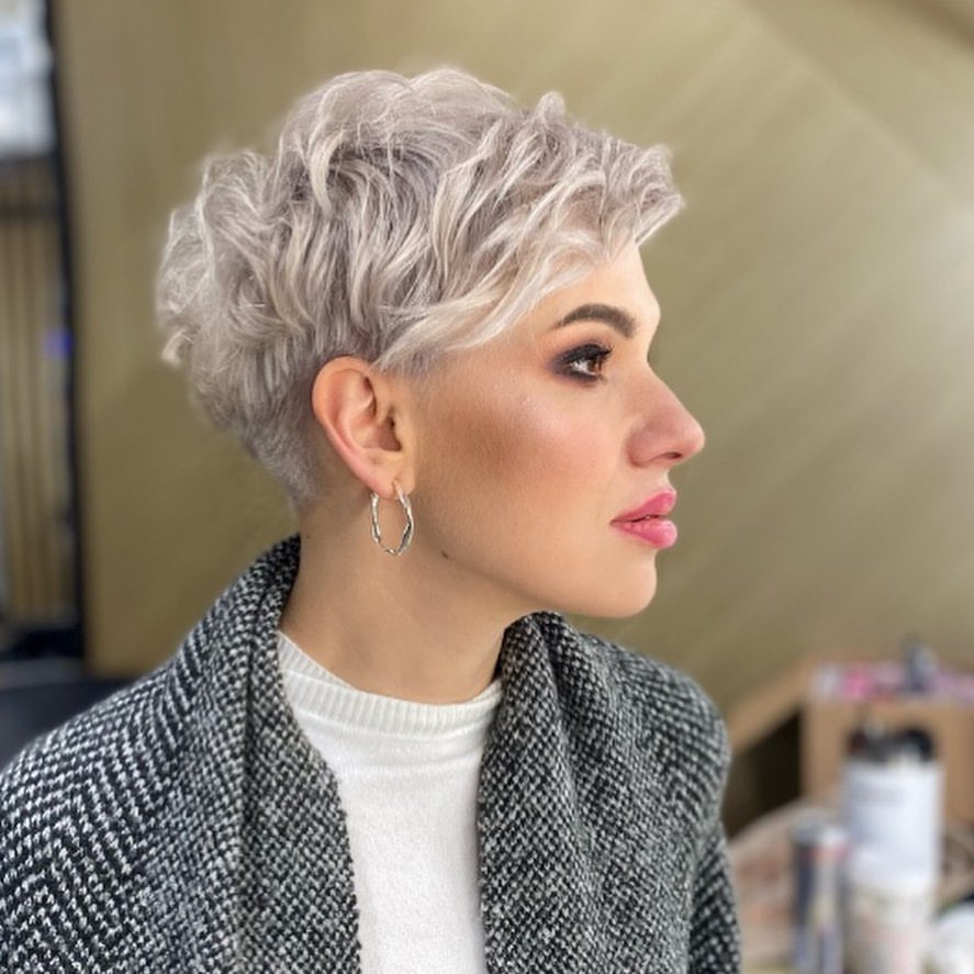 HairAhead's tweet image. #pixie360 

銀髮 x #短髮 

時尚的選擇

Hair by @st.m_a_r_i 

#salon #aheadhairmedia #lonewong #撮影 @HairAhead