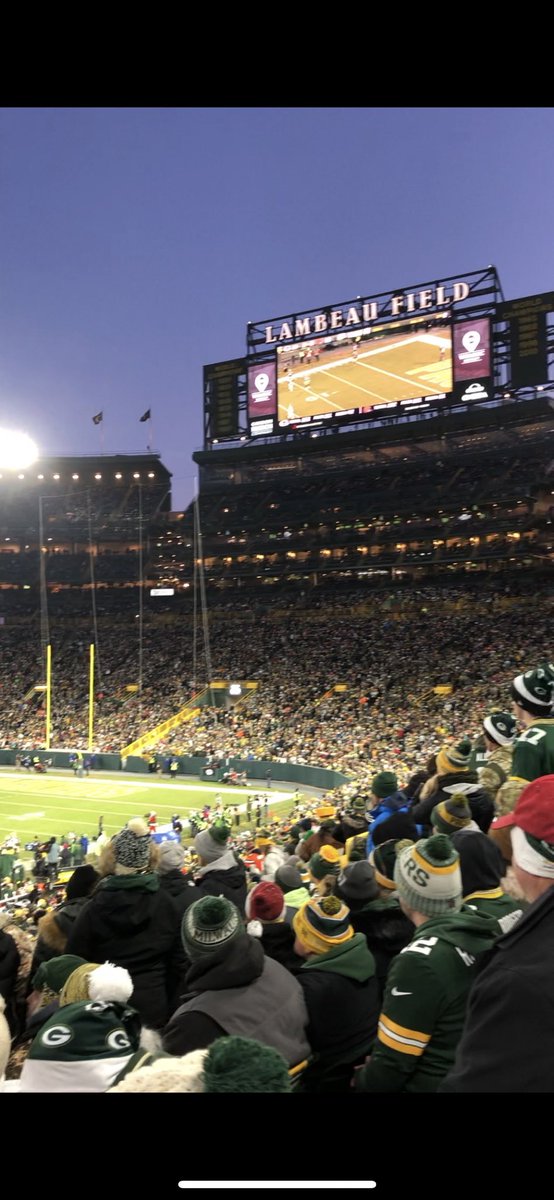 Norman0797's tweet photo. Had the best Christmas at Lambeau today! https://t.co/GkBdLY34w7