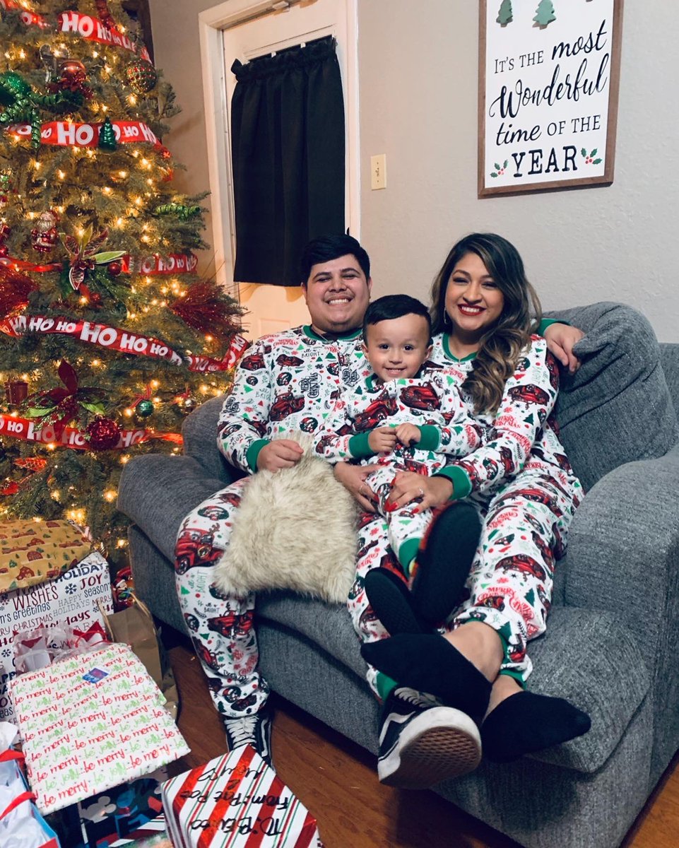 its_arii09's tweet photo. Merry Christmas from my little family another one down many more to come 🎄♥️ I love you both very much @PaizPatrick24 https://t.co/HYUucXd8MK