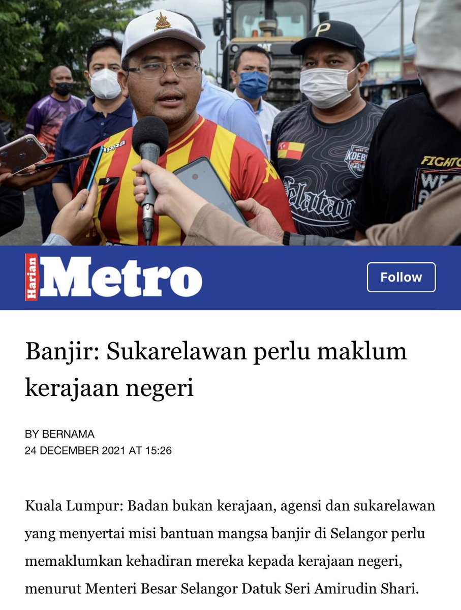 AmirudinShari's tweet photo. Ramai yang tweet kenyataan saya ini tanpa membaca kenyataan penuh. Pemakluman ini harus dibuat bagi tujuan keselamatan. Agar pihak berkuasa tahu siapa yang masuk ke kawasan banjir. Kedua bagi tujuan koordinasi agar bantuan tidak hanya tertumpu ke sesuatu kawasan sahaja. (1/1) https://t.co/nnTZjvZ8WC