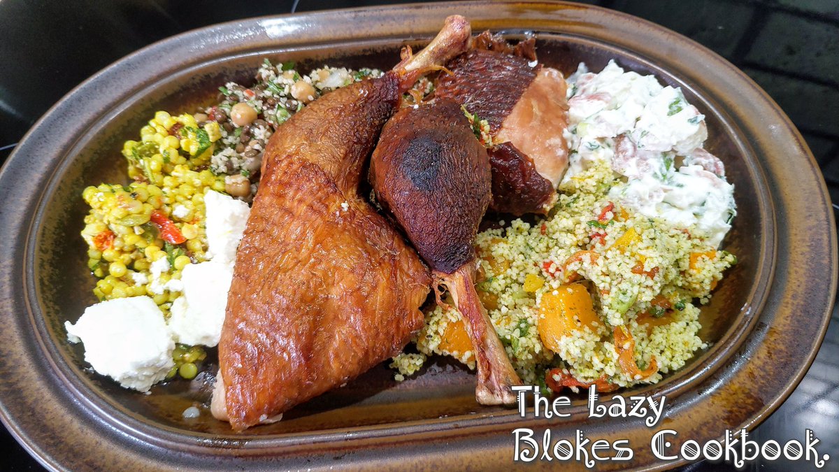 AntWorth69's tweet photo. On today's Boxing Day lunch menu for the 3rd test day 1 🏏

Cold smoked chook 😋
With delicious cold salads and feta cheese 🍺

#BoxingDayLunch
#BoxingDay #3rdTest #MCG #TheAshes #BoxingDayTest #AUSvsENG #CricketTwitter https://t.co/BwpGXVykgx