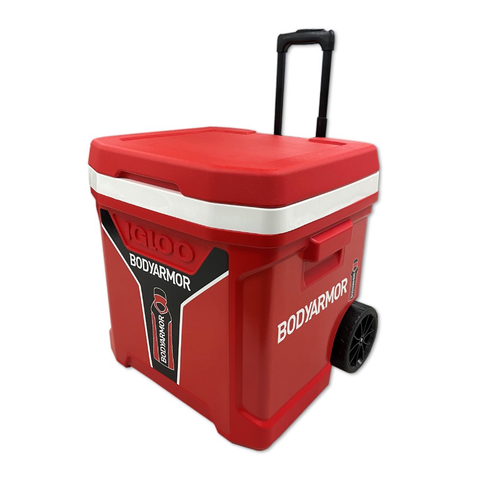 GIVEAWAY SZN DAY 3 OF 3 🎅🏀🔥 <a href="/JHarden13/">James Harden</a> took care of business tonight w/ a 36-PT TRIPLE-DOUBLE 😤

For a chance to win a SIGNED Harden jersey &amp; a STOCKED BODYARMOR ROLLING COOLER:
➡️ Follow us ➕
➡️ Like this tweet 👍
➡️ Tag a 🏀 fan

1️⃣ winner will be announced on 12/31 👌