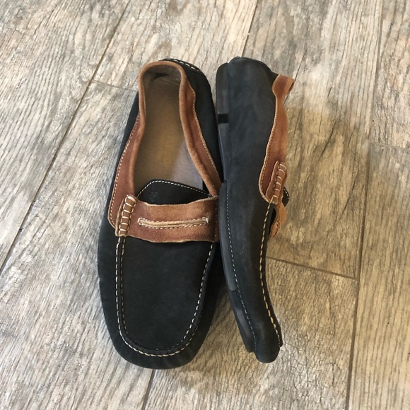 Chilispice's tweet image. So good I had to share! Check out all the items I'm loving on @Poshmarkapp from @JennifeHood #poshmark #fashion #style #shopmycloset #fila #donaldjpliner #mtv: posh.mk/lr26zBMeimb