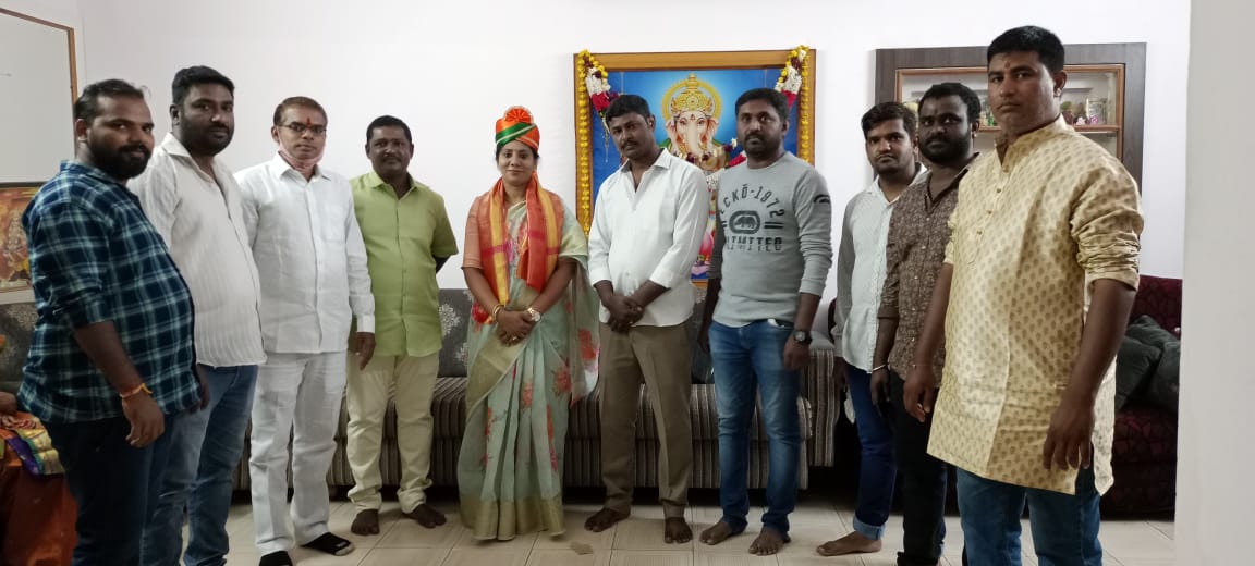 AVeeravardhan's tweet photo. Dasara wishes to corporator kontham Deepika ji @ShyamSunder_BJP @KishanReddyOfc @bandisanjay_bjp https://t.co/J4upLrLb8e