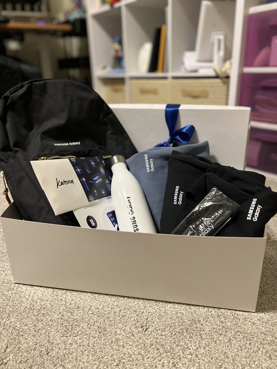 Got a surprise swag package from @SamsungMobileUS! Super grateful for the gift and the opportunity to be a partner this year. #withgalaxy #samsungpartner