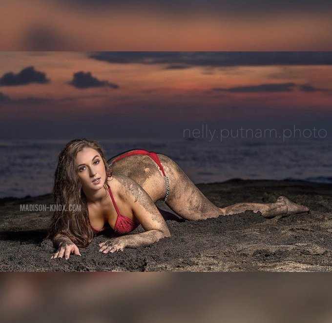 Watch Madison Knox 👑's leaked NSFW photo on TwXstars