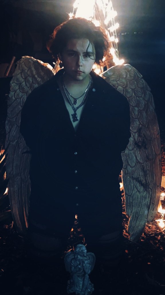 there they are. the gender breadmen.
♡ ♥︎ ♡ ♥︎ ♡ ♥︎ ♡ ♥︎ ♡ ♥︎ ♡ ♥︎
   ₊·͟͟͟͟͟͟͞͞͞͞͞͞➳ #bootwtselfieday 
      - rts 4 rts <33