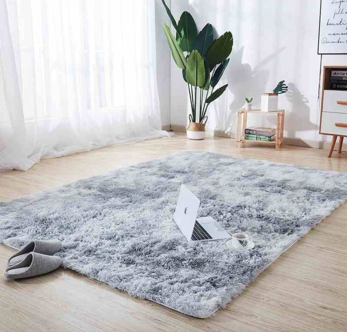 NeoentleCarpets's tweet photo. Our High End Quality Fluffy Carpets are still available for only R360💕💕

Please DM us to place your order ❤️

🎁 https://t.co/8G1VjvNV85