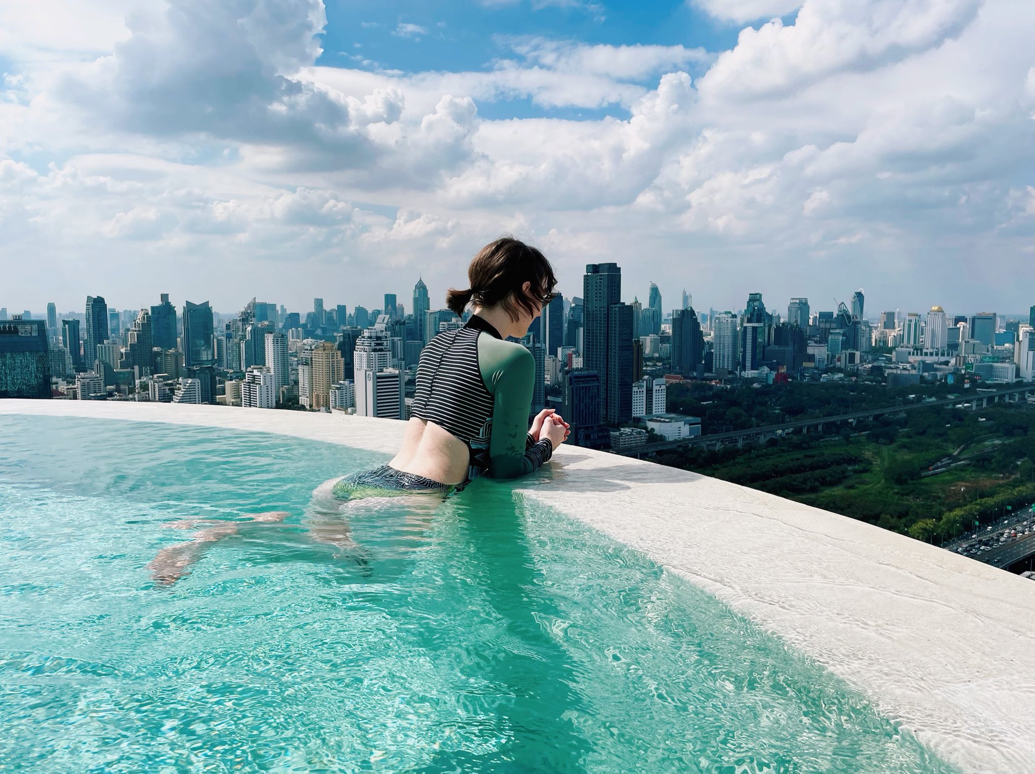 Aria 🐸 Bunny VTuber on Twitter: "In dreamland It still feels unreal