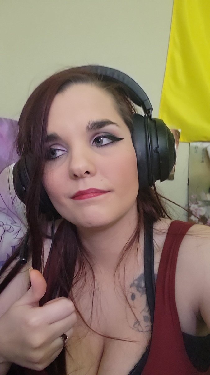 Killerkitten252's tweet photo. Trash person streaming today. https://t.co/vkaoSBHHmx #ActuallyAutistic #streaming #twitch #gamergirl #gaming #PCGaming #affiliate #MentalHealthMatters #depression https://t.co/pMxFG39IJJ