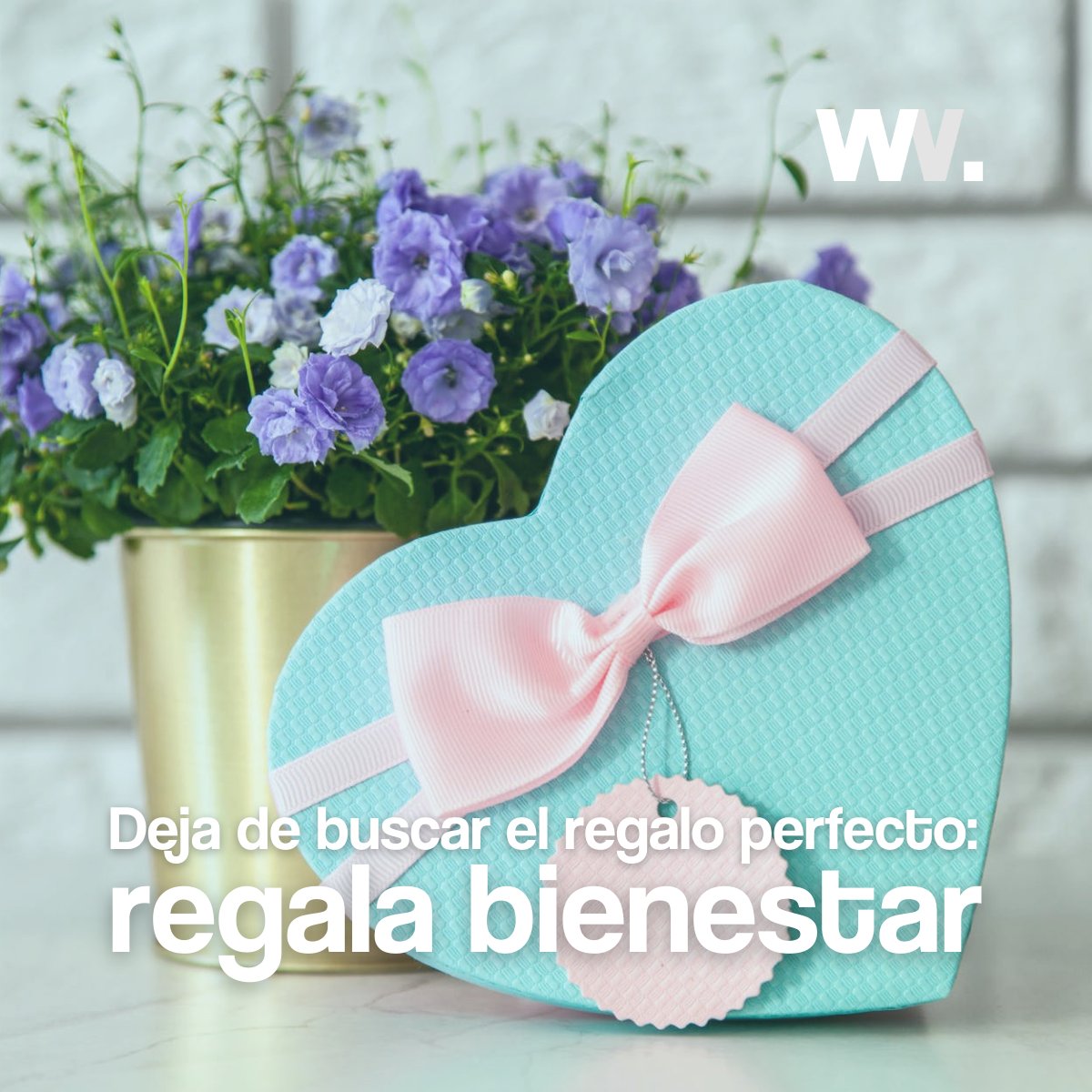 Seguro que llevas días buscando el regalo perfecto para estas navidades. 🎁⁣
⁣¡Deja de buscarlo y regala bienestar!💅🏻⁣ Regala #momentoterapia⁣💝
⁣💙🥰
⁣
#peluqueria #barberia #estética #salud #app #belleza #bienestar