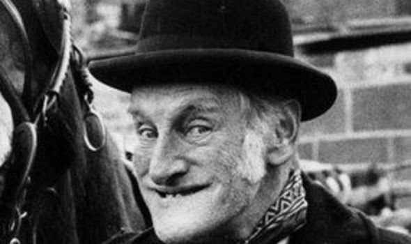 BertKirky's tweet image. Happy Old Man Steptoe Day, @StePurpleHeart!!! May none of your nightmares come true xx #anvil